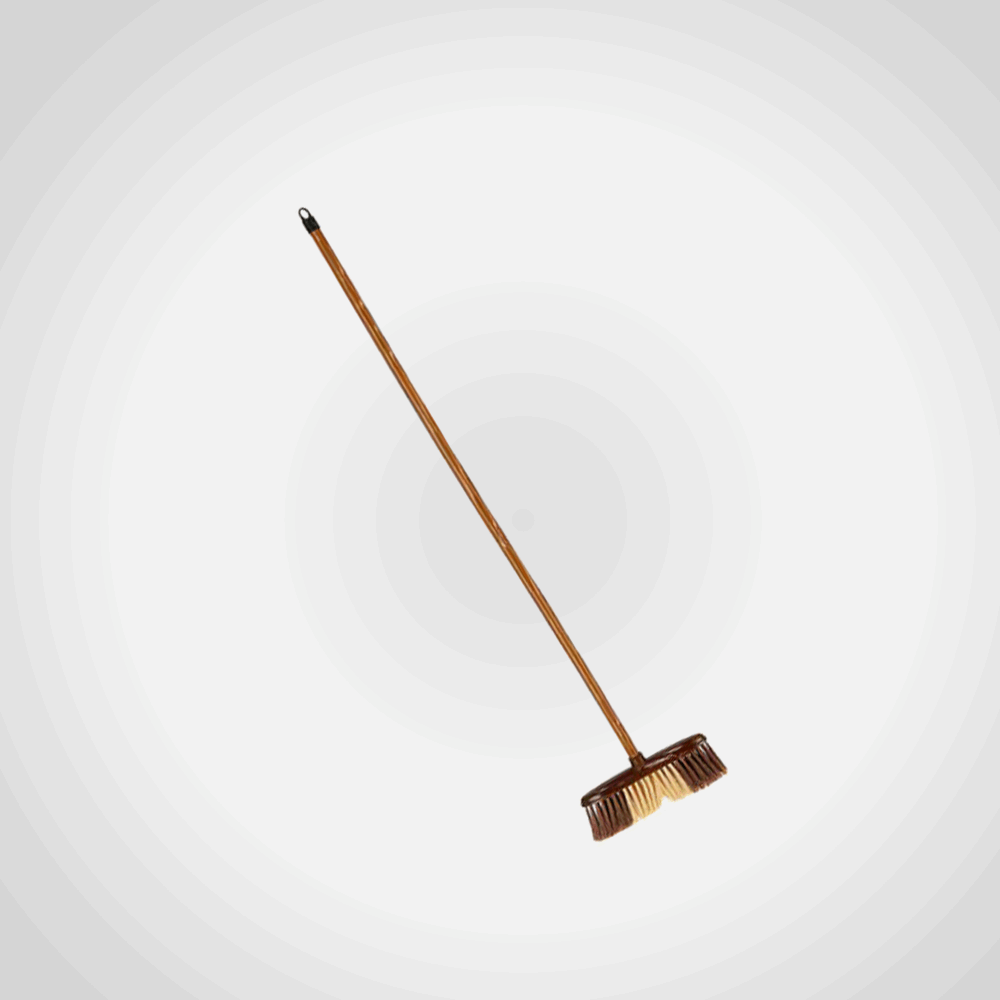 منزلى مكنسه يد خشب